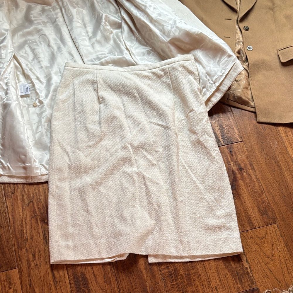 Jaeger Chic Cream Skirt and blazer and Tan Blazer Set - Picture 2 of 16